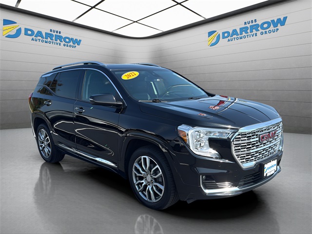 2022 GMC Terrain Denali Image 3 of 35