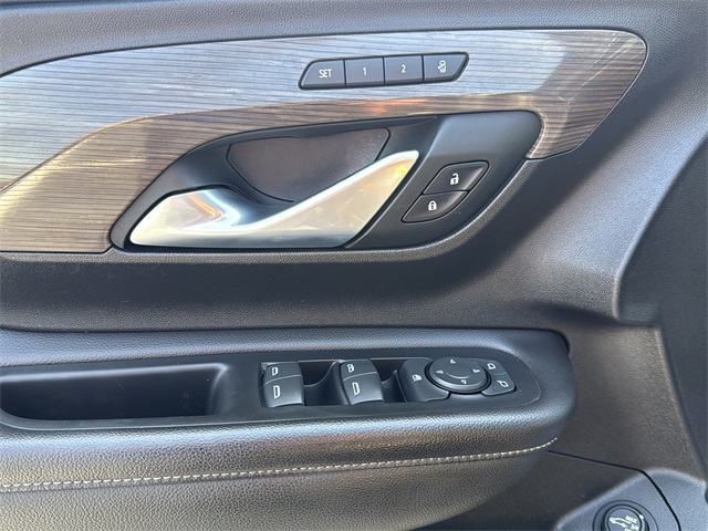 2022 GMC Terrain Denali Image 23 of 35