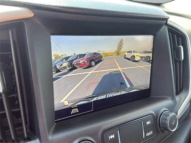 2022 GMC Terrain Denali Image 21 of 35