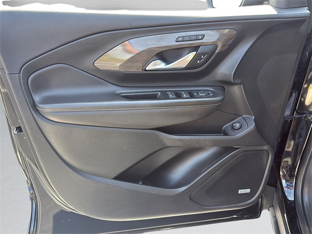 2022 GMC Terrain Denali Image 22 of 35