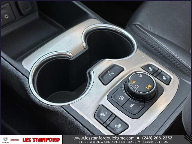2022 GMC Terrain Denali Image 22 of 35
