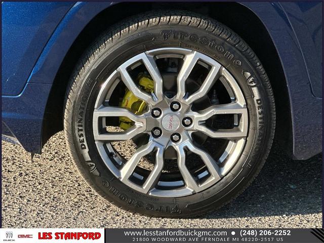 2022 GMC Terrain Denali Image 8 of 35