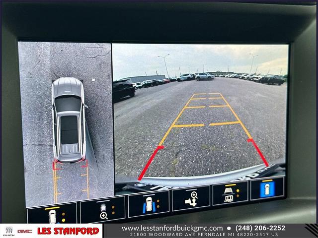 2022 GMC Terrain Denali Image 12 of 35