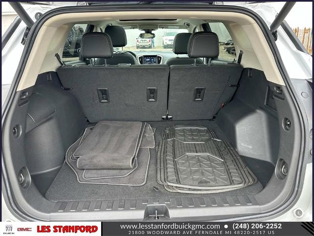 2022 GMC Terrain Denali Image 9 of 35