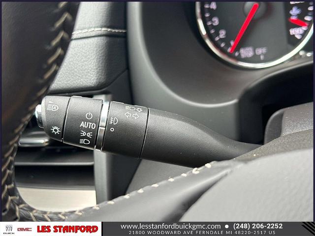 2022 GMC Terrain Denali Image 22 of 35