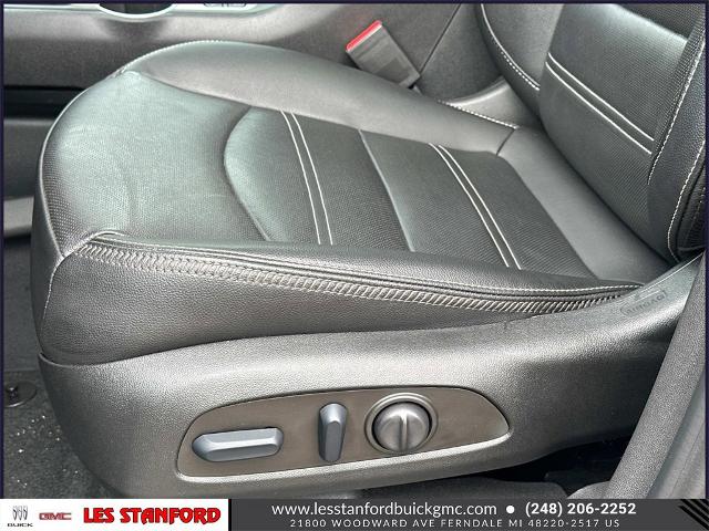 2022 GMC Terrain Denali Image 26 of 35