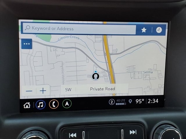 2022 GMC Terrain Denali Image 18 of 33