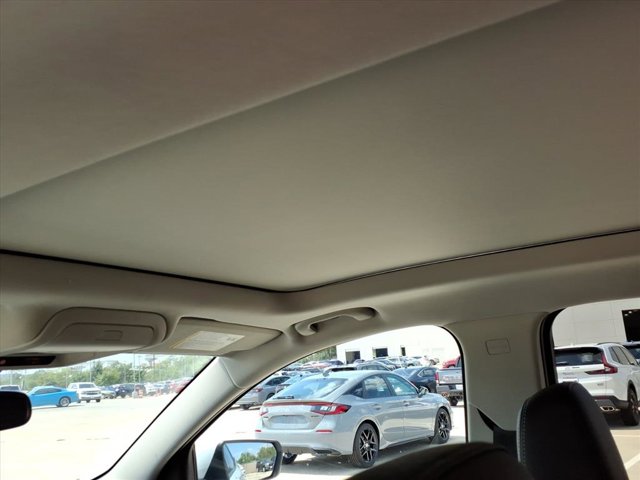 2022 GMC Terrain Denali Image 15 of 33