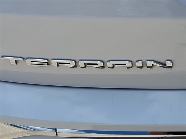 2022 GMC Terrain Denali Image 28 of 33