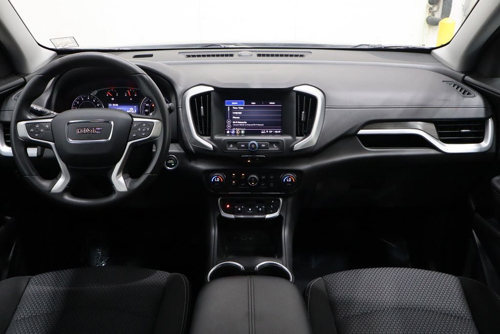 Vehicle image 23 of 38
