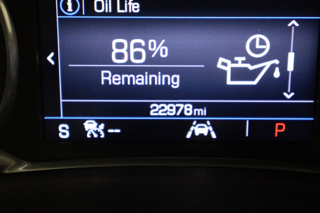 Vehicle image 32 of 38