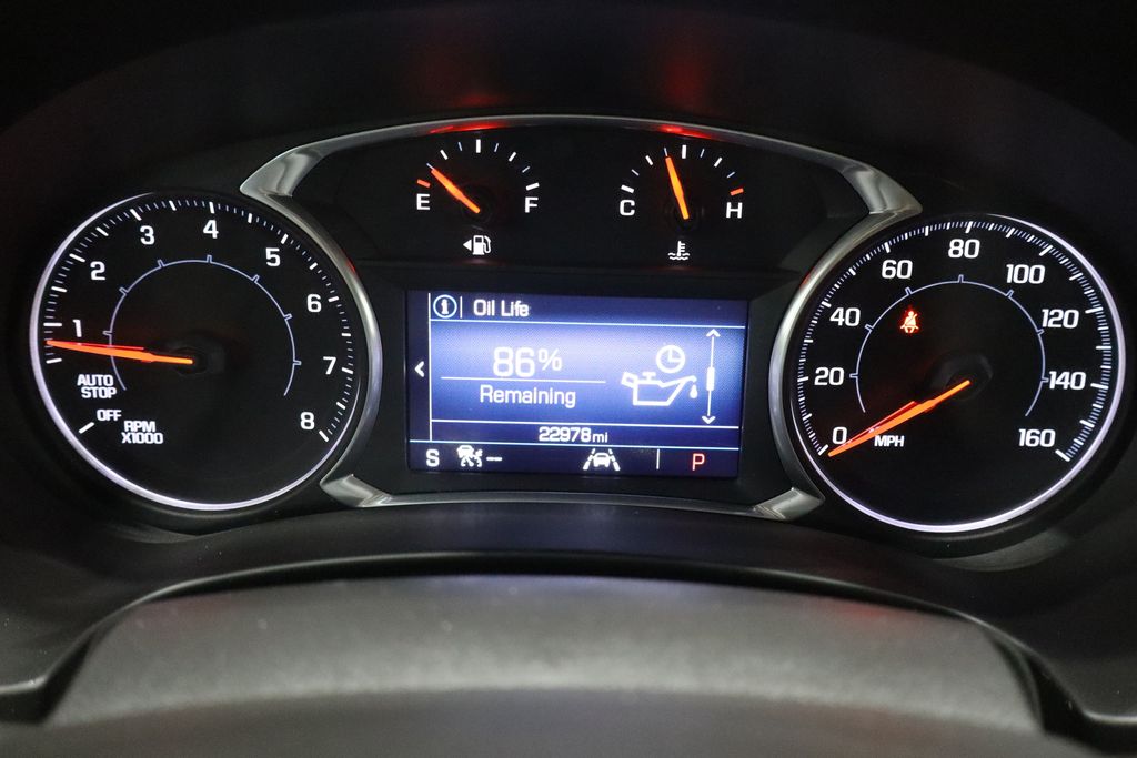 Vehicle image 21 of 38