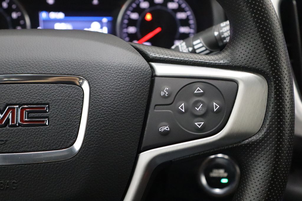 Vehicle image 20 of 38