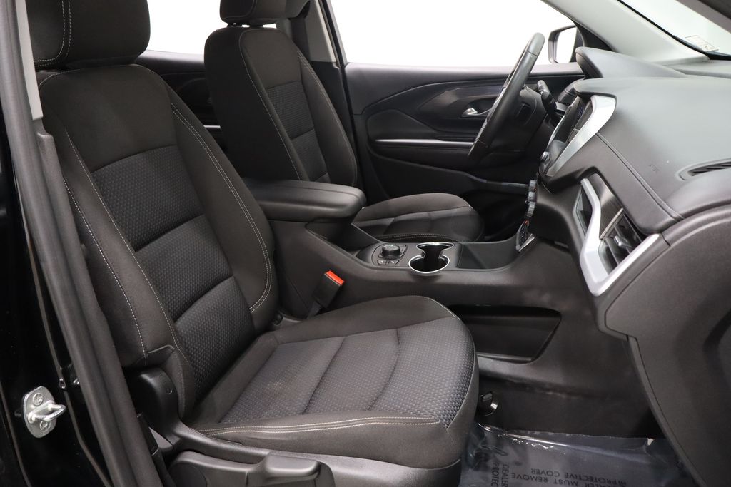 Vehicle image 11 of 38
