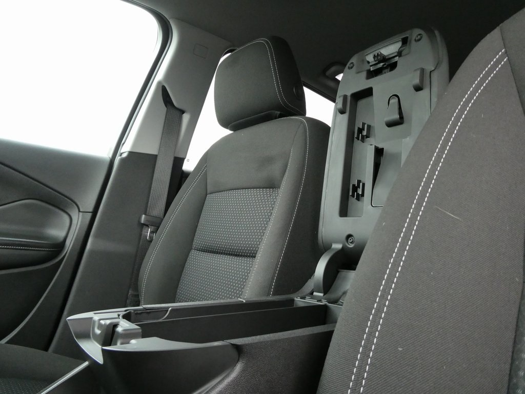 Vehicle image 23 of 29