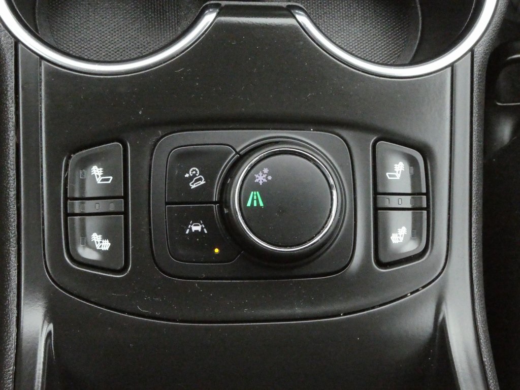 Vehicle image 19 of 29