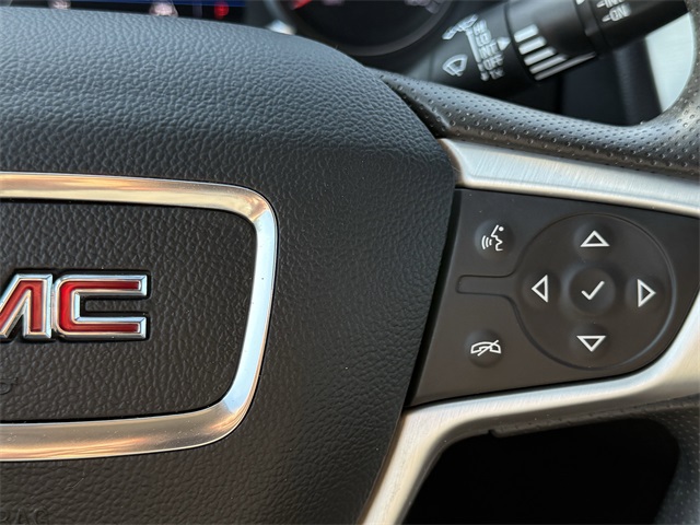 Vehicle image 21 of 27