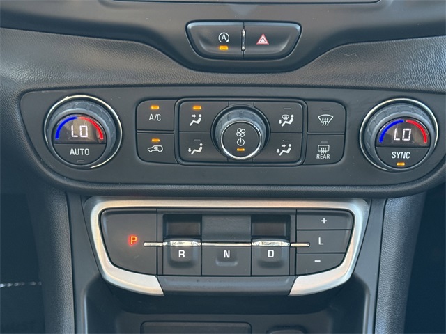Vehicle image 24 of 27