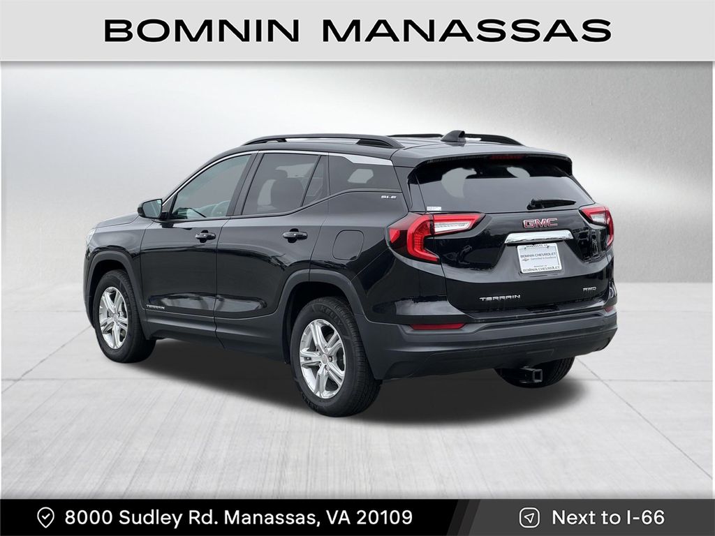 2022 GMC Terrain SLE Image 6 of 29