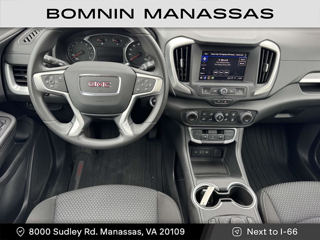 2022 GMC Terrain SLE Image 13 of 29