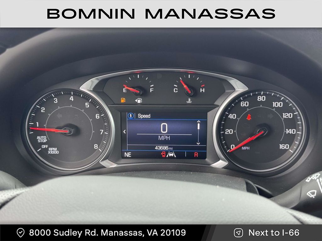 2022 GMC Terrain SLE Image 14 of 29