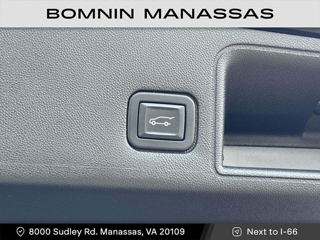 2022 GMC Terrain SLE Image 24 of 30