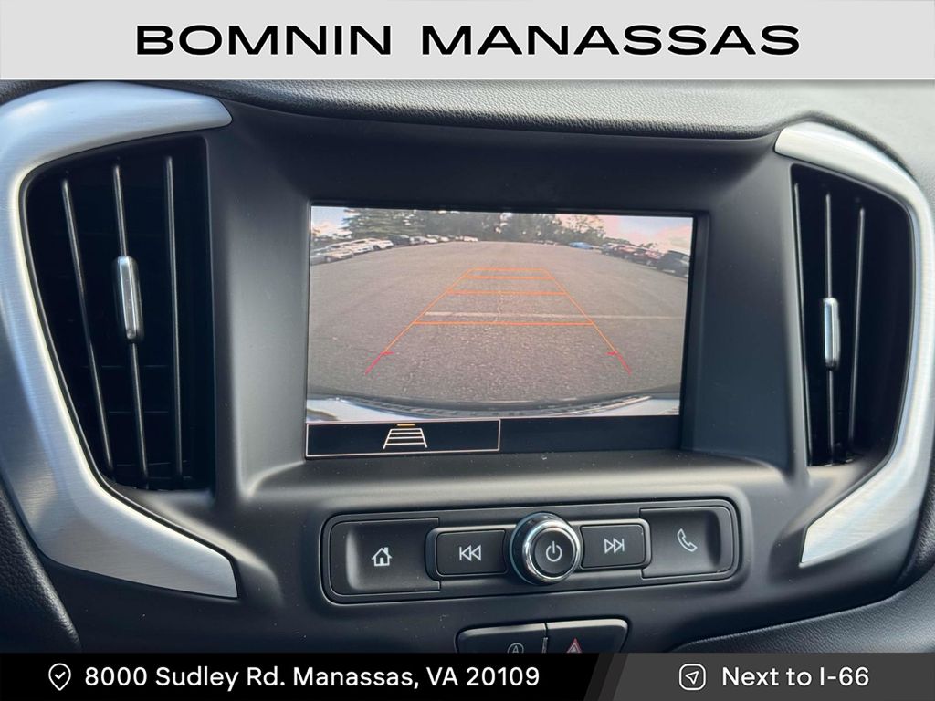 2022 GMC Terrain SLE Image 16 of 30