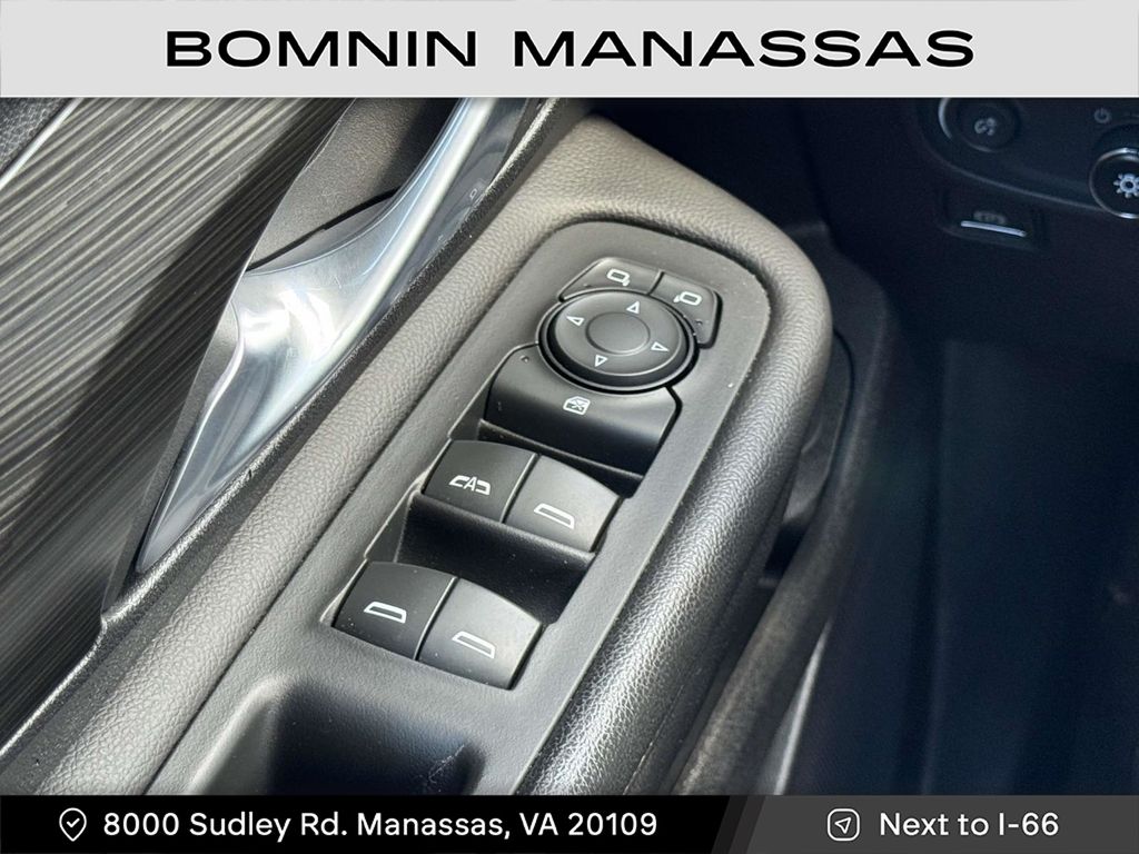 2022 GMC Terrain SLE Image 27 of 30