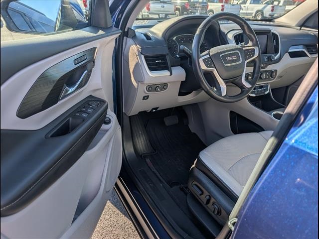 2022 GMC Terrain SLT Image 8 of 23
