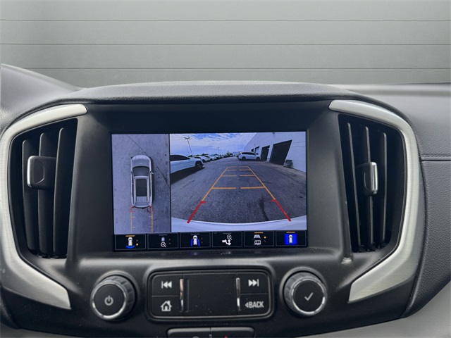 Vehicle image 16 of 19