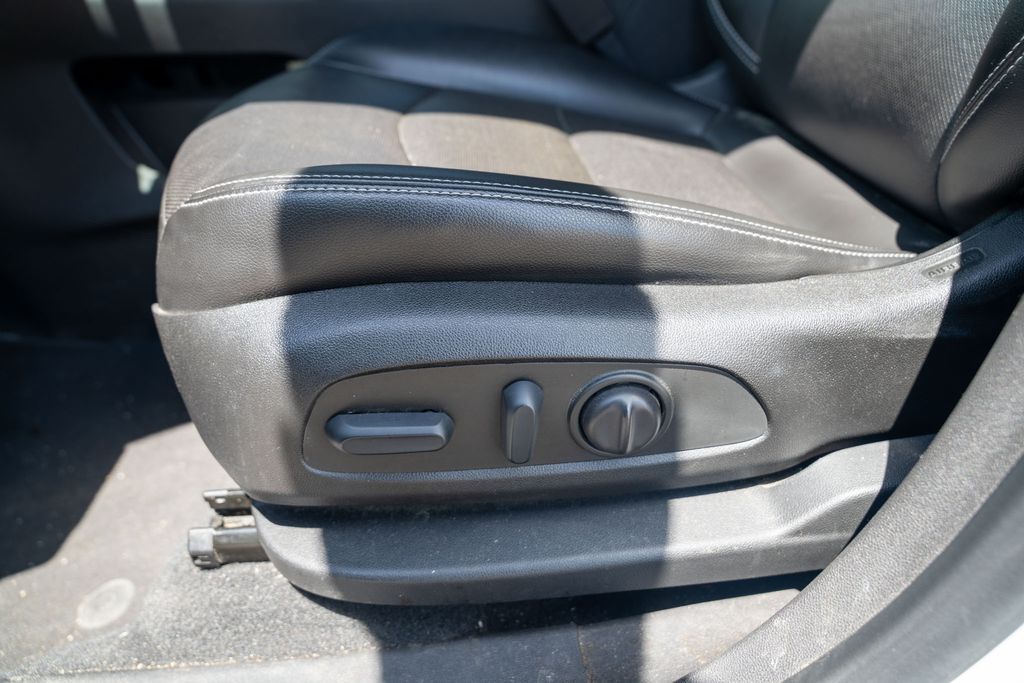 Vehicle image 34 of 34