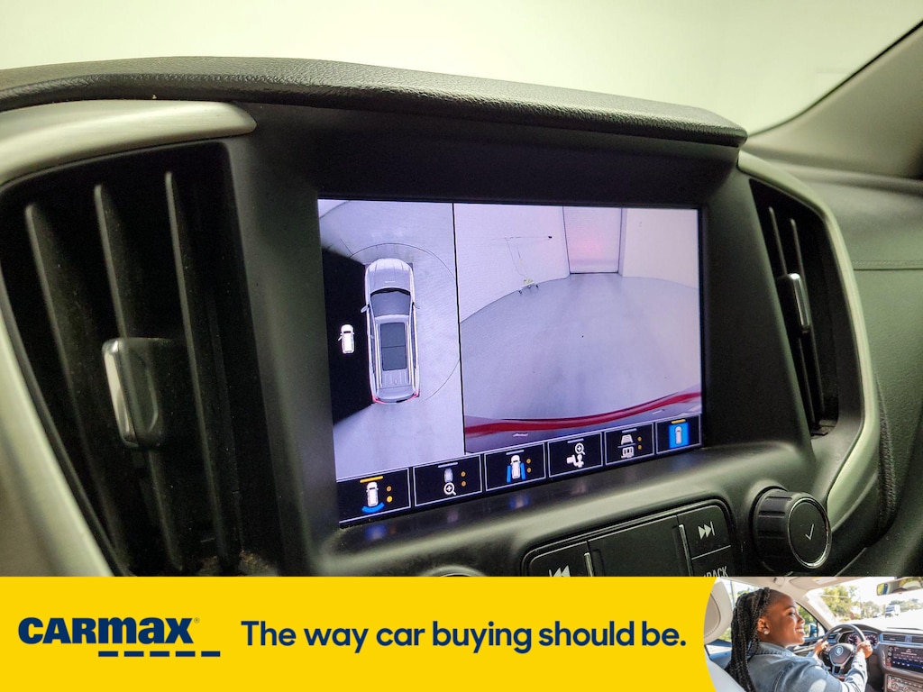 Vehicle image 15 of 27