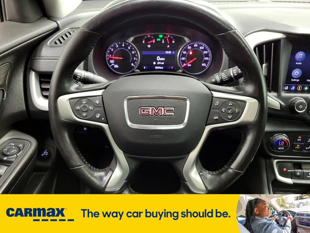 Vehicle image 21 of 27