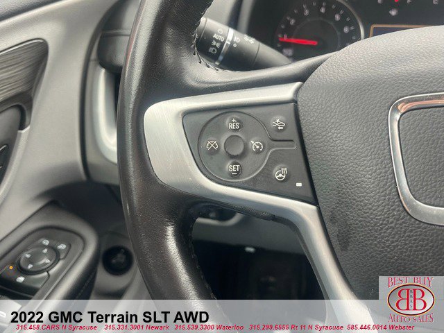 Vehicle image 19 of 21
