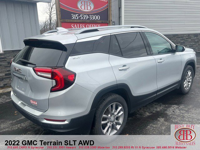 Vehicle image 5 of 21