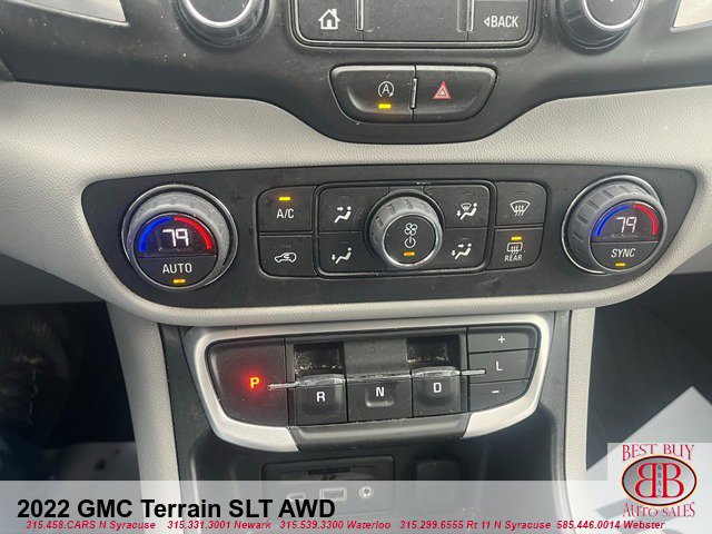 Vehicle image 16 of 21