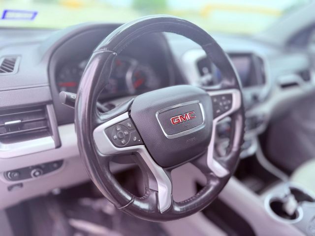 Vehicle image 24 of 28