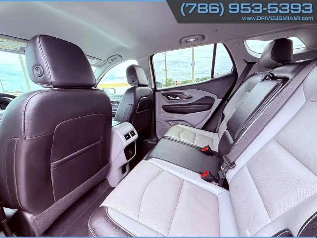 Vehicle image 17 of 28
