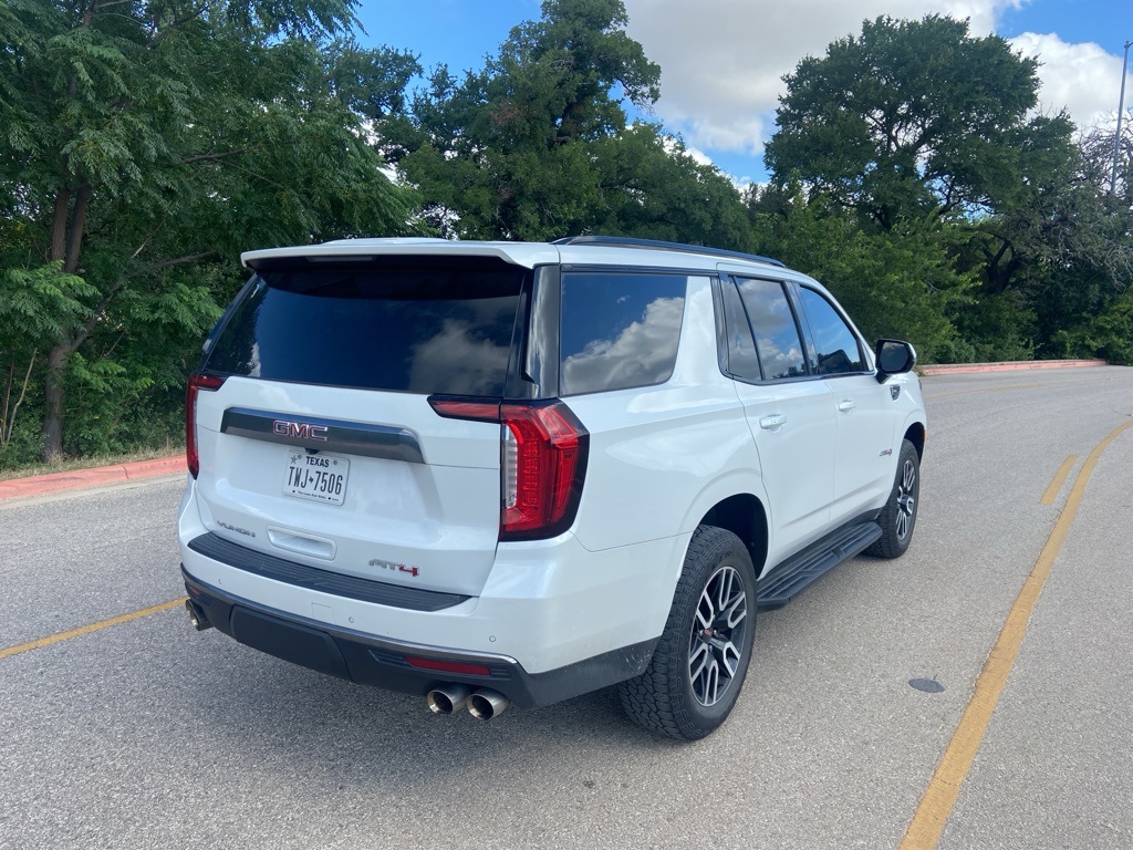 Vehicle image 4 of 6