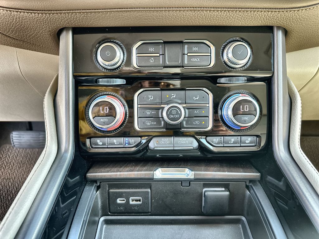 Vehicle image 35 of 35