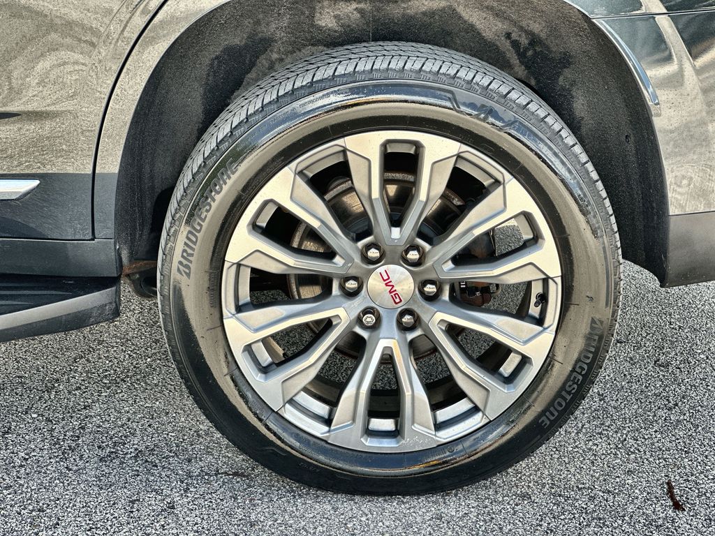 Vehicle image 11 of 35