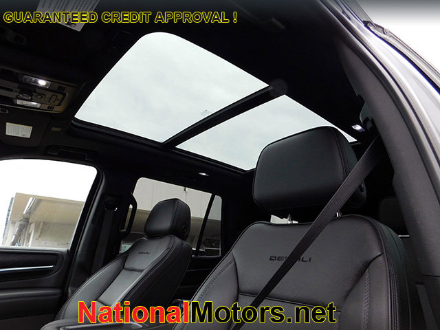 Vehicle image 12 of 22
