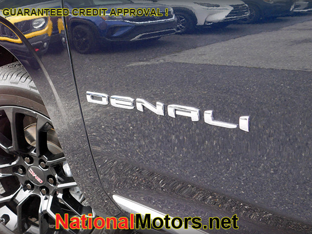 Vehicle image 9 of 22