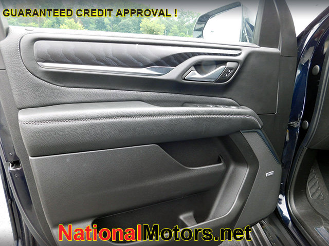 Vehicle image 10 of 22