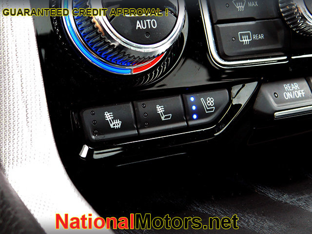 Vehicle image 15 of 22