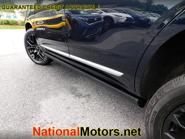 Vehicle image 4 of 22