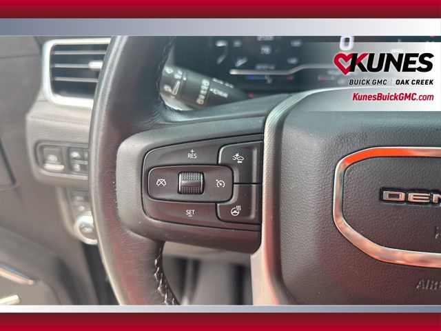 Vehicle image 14 of 24