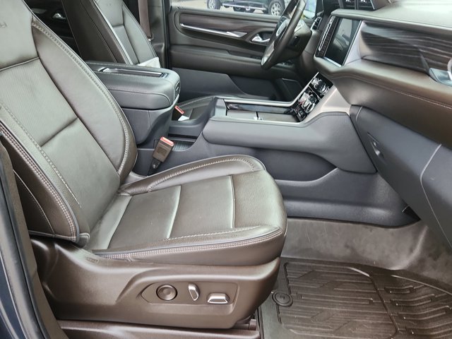 Vehicle image 17 of 26