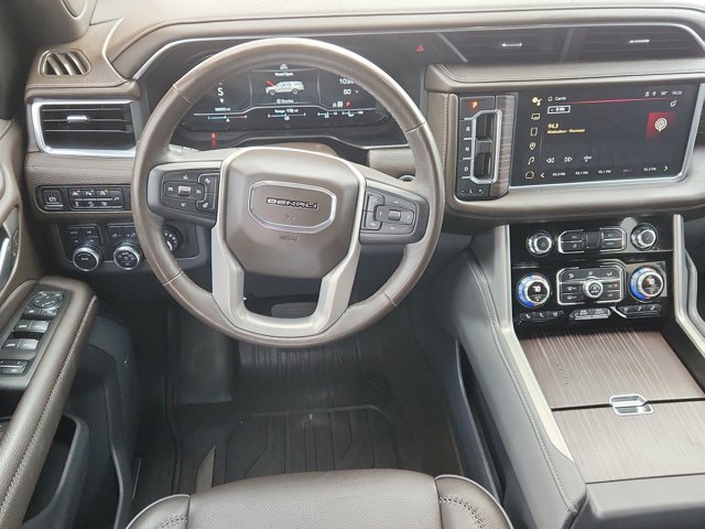 Vehicle image 11 of 26