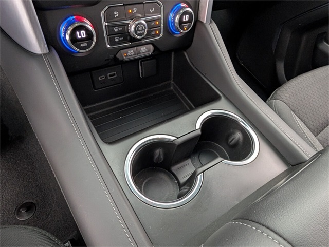 Vehicle image 20 of 31